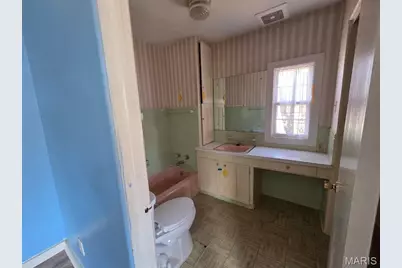 1103 Lester Street, Poplar Bluff, MO 63901 - Photo 6