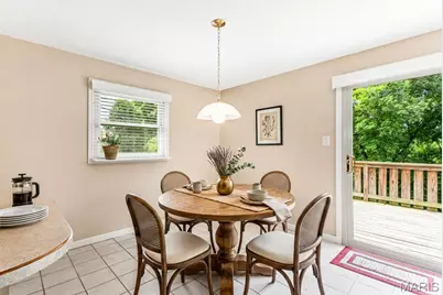 12 Winslow Lane, Des Peres, MO 63131 - Photo 8