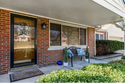 12 Winslow Lane, Des Peres, MO 63131 - Photo 2