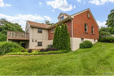 12 Winslow Lane, Des Peres, MO 63131 - Photo 22