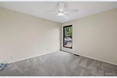 4444 Mattis Road, Saint Louis, MO 63128 - Photo 12