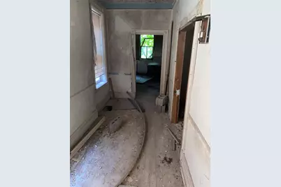 1010 Bittner Street, Saint Louis, MO 63147 - Photo 4