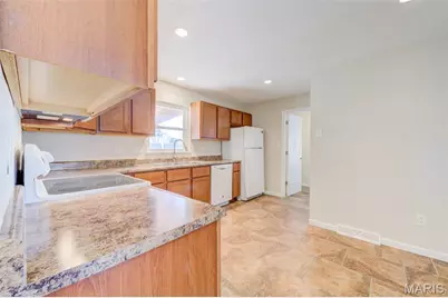 7057 Howdershell Road, Hazelwood, MO 63042 - Photo 14