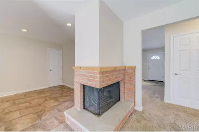 7057 Howdershell Road, Hazelwood, MO 63042 - Photo 10
