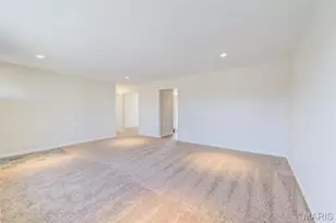 7057 Howdershell Rd, Hazelwood, MO 63042 - Photo 6