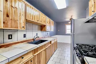 10 Parkdale Ln, Saint Peters, MO 63376 - Photo 12