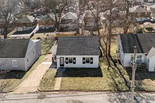 8710 Ezra Dr, Saint Louis, MO 63114 - Photo 28