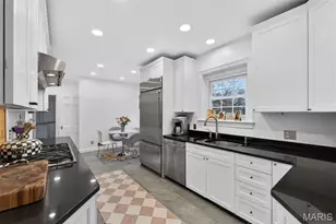 23 Rio Vista Dr, Ladue, MO 63124 - Photo 6