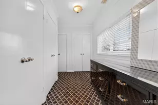 23 Rio Vista Dr, Ladue, MO 63124 - Photo 18