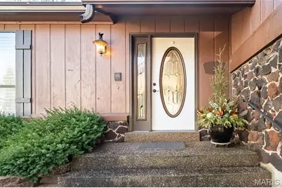 4829 Gatesbury Drive, Saint Louis, MO 63128 - Photo 6