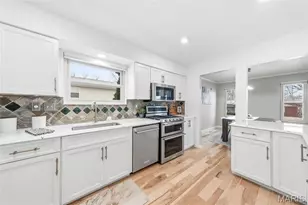 12970 Nancy Lee Dr, Saint Louis, MO 63146 - Photo 8