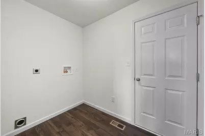 16777 Pebble Stone Drive, Florissant, MO 63031 - Photo 6