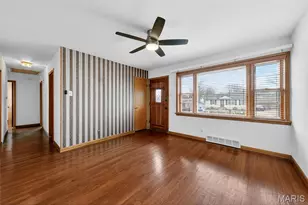 10845 Vargas Dr, Saint Louis, MO 63123 - Photo 12