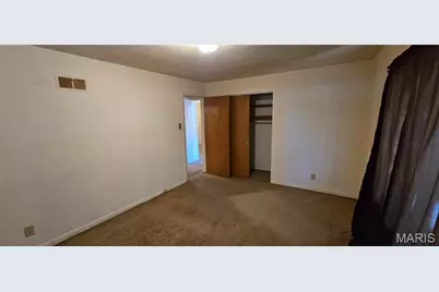 9604 Cherryfield Drive, Saint Louis, MO 63136 - Photo 12