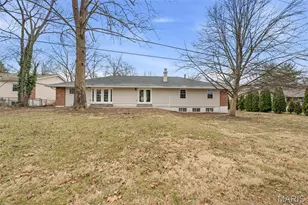 805 Phaeton Dr, Manchester, MO 63021 - Photo 46
