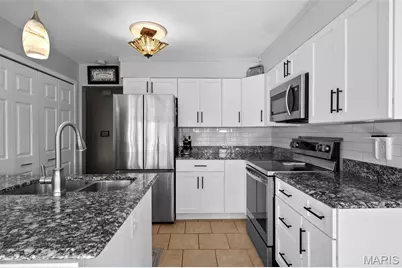 724 Bergerac Drive, Saint Louis, MO 63141 - Photo 14