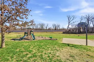 13337 Bragstadt Dr, Chesterfield, MO 63141 - Photo 36