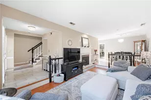 13337 Bragstadt Dr, Chesterfield, MO 63141 - Photo 6