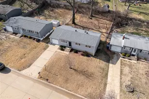 10809 Platte Dr, Saint Louis, MO 63123 - Photo 28