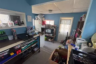 401 Dahlgren Ave, Warrenton, MO 63383 - Photo 12