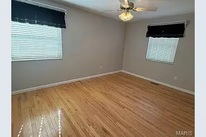 1266 Beaver Creek Road, Chesterfield, MO 63017 - Photo 12