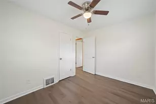 45 St Ronald Ln, Saint Louis, MO 63031 - Photo 14