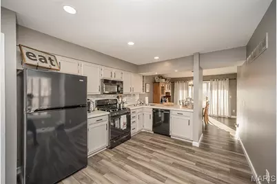 634 Sandy Summit Drive, Ballwin, MO 63021 - Photo 8