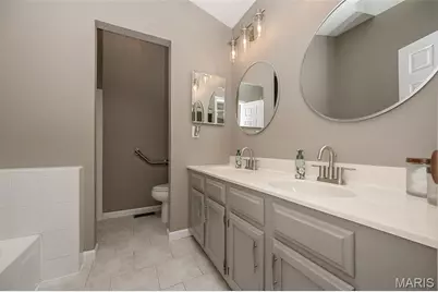 634 Sandy Summit Drive, Ballwin, MO 63021 - Photo 12