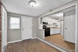10518 Renfrew Dr, Saint Louis, MO 63137 - Photo 10