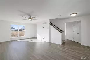 2338 Reiff Dr, Florissant, MO 63031 - Photo 4