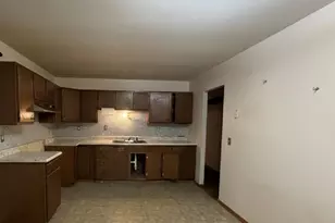 7374 Tannoia Dr, Hazelwood, MO 63042 - Photo 6