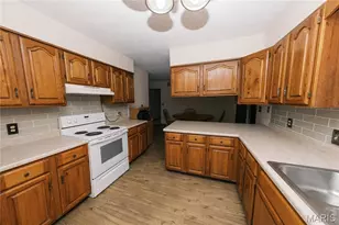 502 W Monroe Ave, Robertsville, MO 65066 - Photo 28