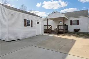 207 E Park Ave, Union, MO 63084 - Photo 1