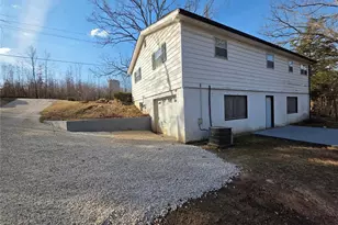 9572 Goldfinch Ln, Hillsboro, MO 63050 - Photo 14