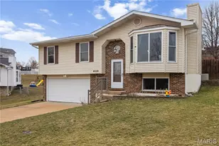 4229 Sunny Glen Ct, Arnold, MO 63010 - Photo 2