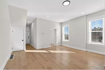 2223 Benton Terrace, Saint Louis, MO 63139 - Photo 8