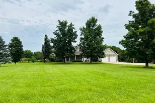 222 Valley View Dr, Cuba, MO 65453 - Photo 62