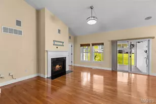 105 Lindbergh Pl Way, Unincorporated, MO 63146 - Photo 10
