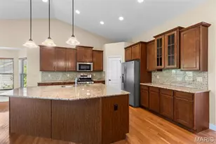105 Lindbergh Pl Way, Unincorporated, MO 63146 - Photo 22