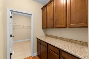 105 Lindbergh Pl Way, Unincorporated, MO 63146 - Photo 16