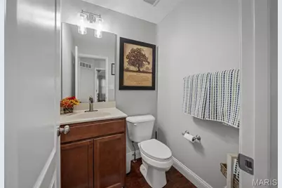 240 Victoria Park Avenue, Wentzville, MO 63385 - Photo 12