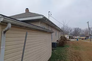 302 N 3rd St, Chaffee, MO 63740 - Photo 8