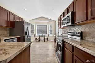 36 Willow Glen Dr, Saint Peters, MO 63376 - Photo 20