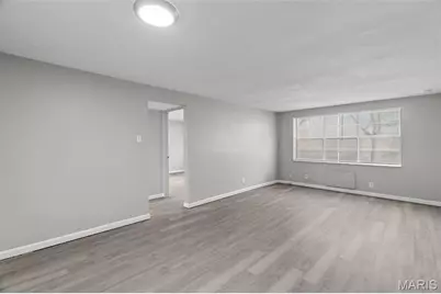 1000 Wild Cherry Lane, University City, MO 63130 - Photo 8