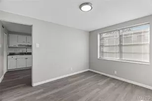 1000 Wild Cherry Ln, University City, MO 63130 - Photo 22