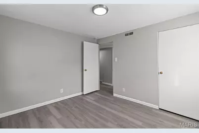 1000 Wild Cherry Lane, University City, MO 63130 - Photo 20