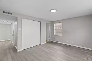 1000 Wild Cherry Ln, University City, MO 63130 - Photo 14