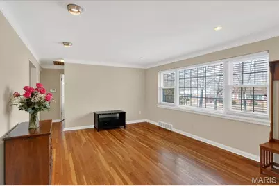 8508 Bryan Avenue, Saint Louis, MO 63117 - Photo 8