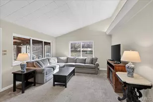 8508 Bryan Ave, Saint Louis, MO 63117 - Photo 18