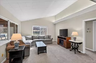 8508 Bryan Ave, Saint Louis, MO 63117 - Photo 22